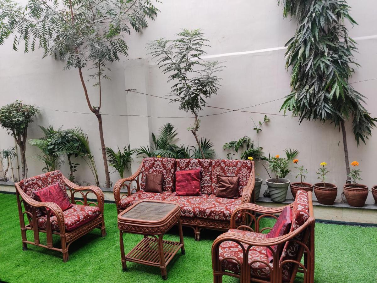 Hotel Exotic - 5 Min Walk From Golden Temple Amritsar Exterior photo